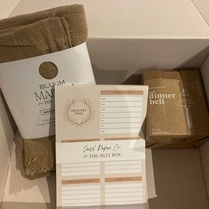 Fall 2023 Jilly Box Items